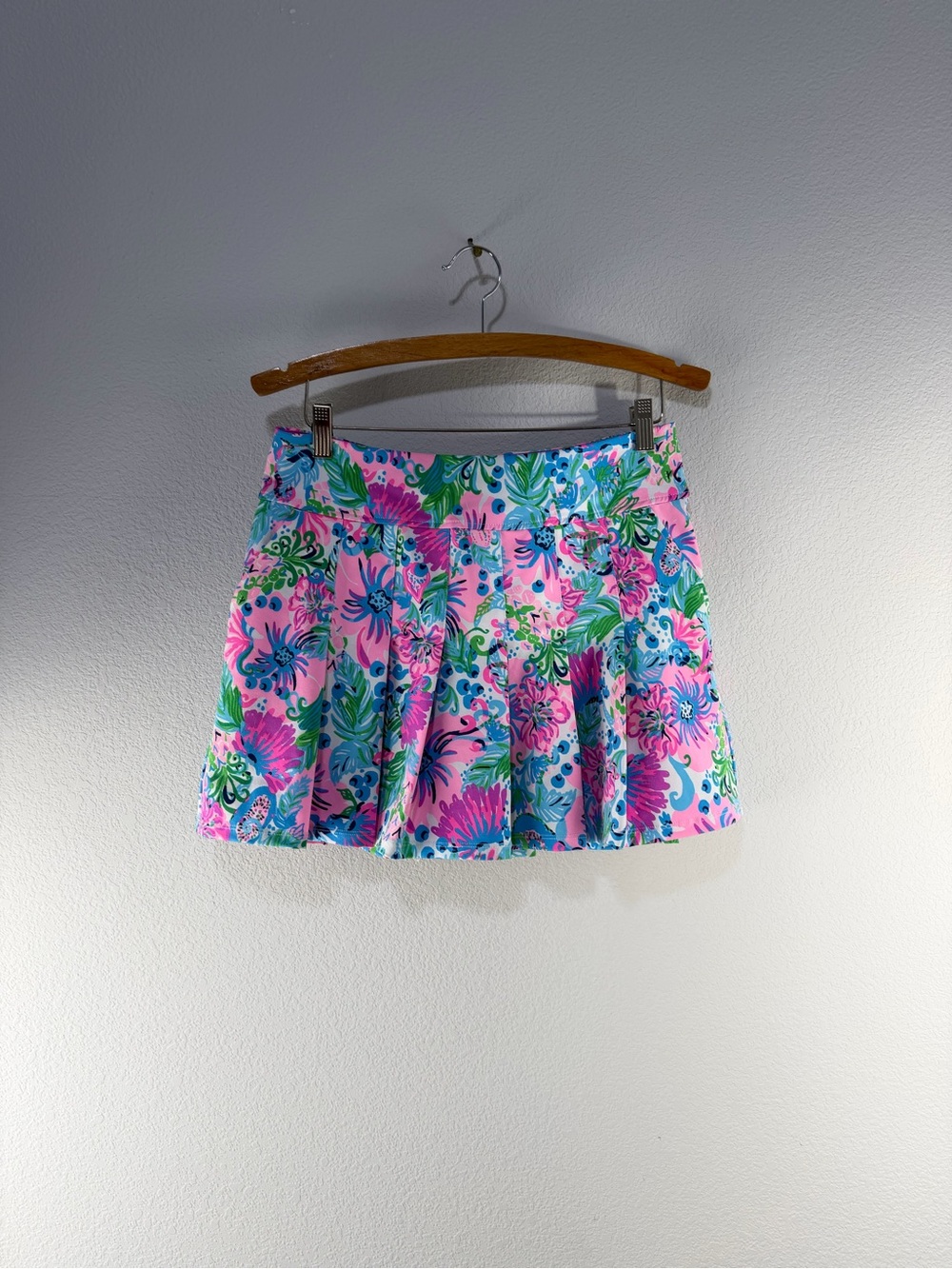 Lilly Pulitzer Luxletic Pleated Golf Skort Sz 4